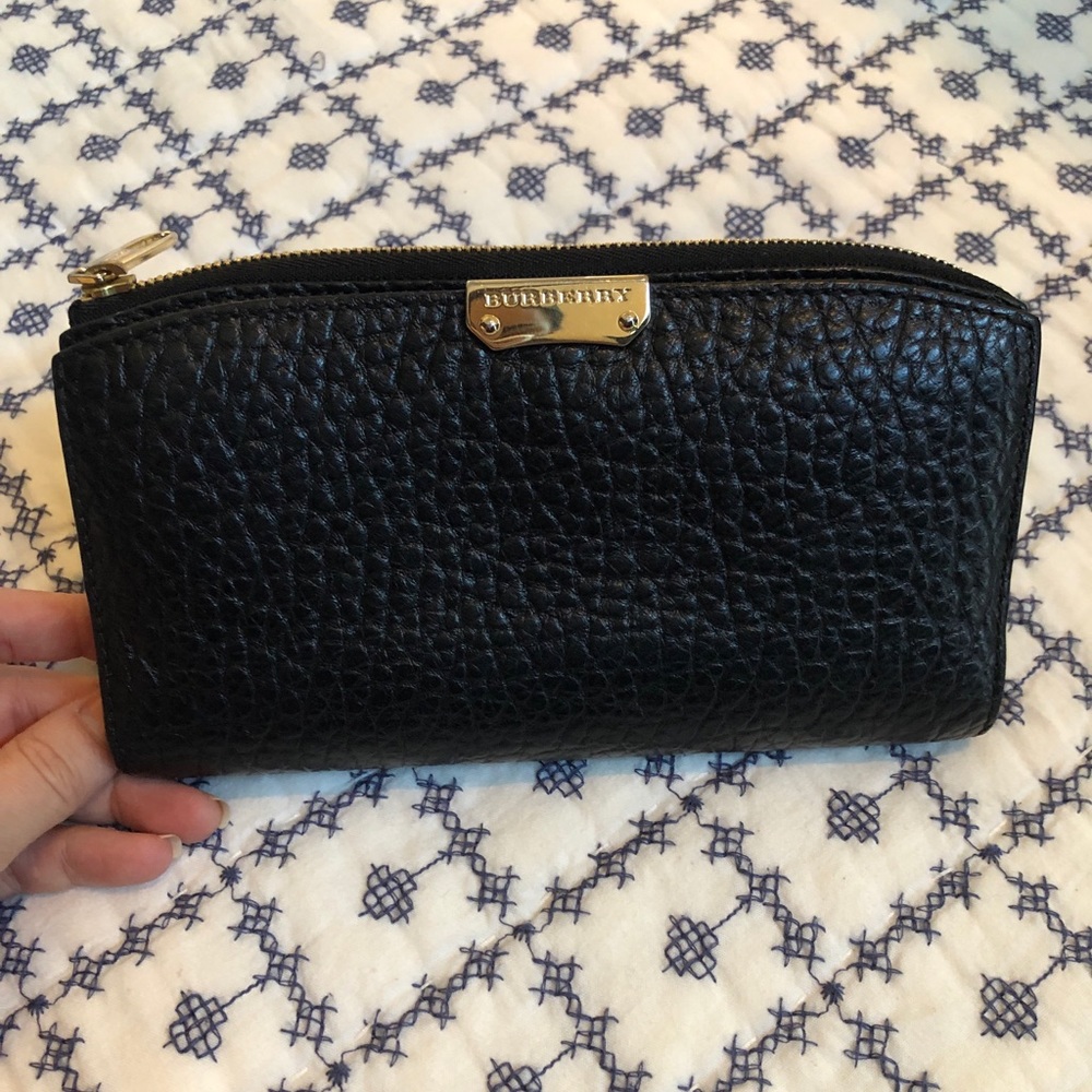 Burberry Alvington Continental Wallet